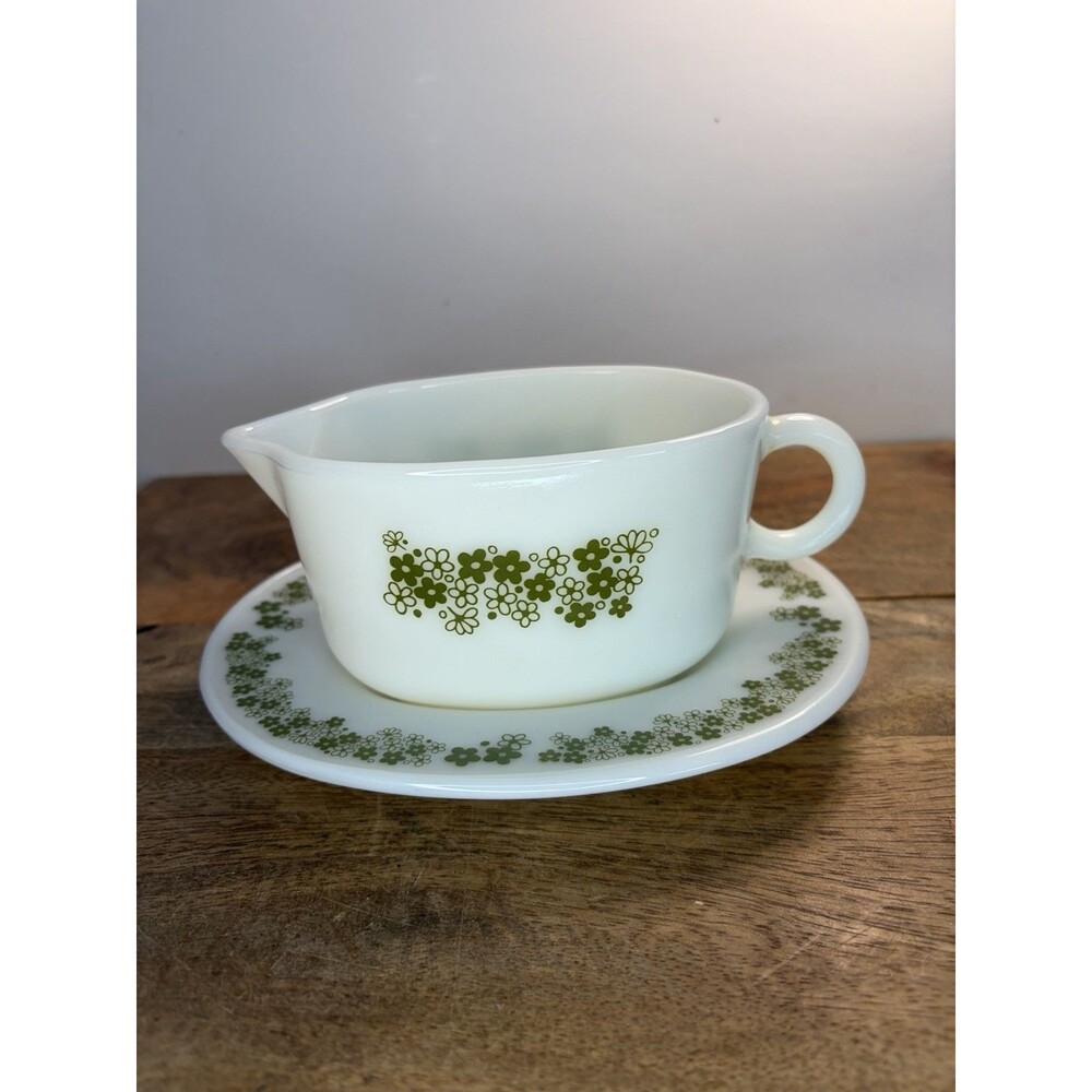 Pyrex Corelle Crazy Daisy Spring Blossom Gravy Boat & Drip Plate 77-B & 77-U